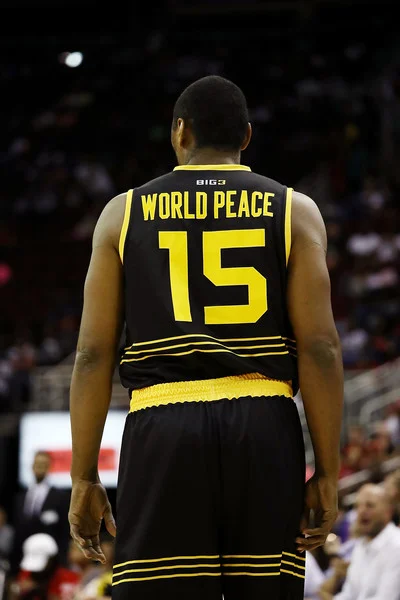 The BIG3 Basketball League arrives in Oakland, filling Oracle with